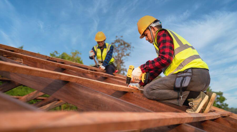 Professional gutter cleaning in Loving, NM